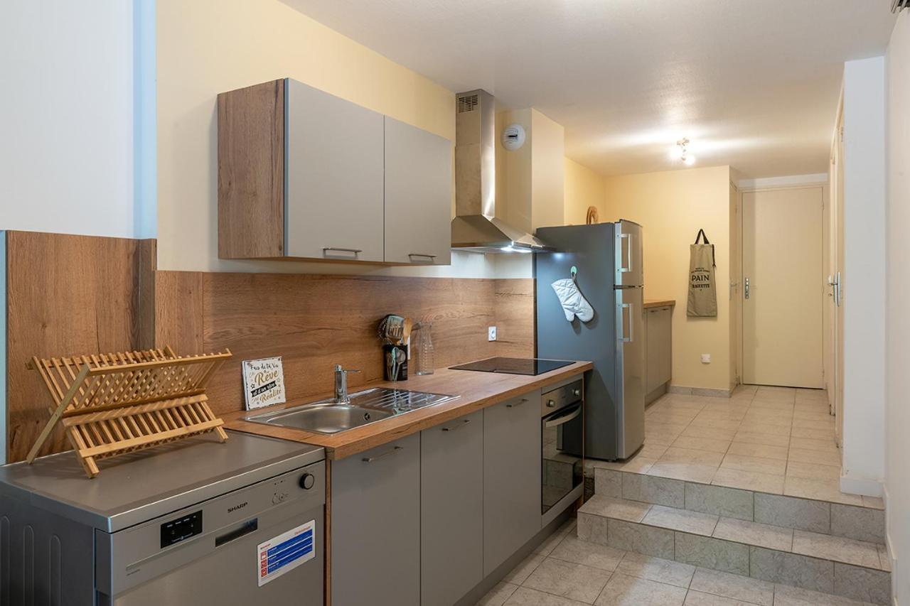 Apartament Logis Face A L'Abbatiale Beaulieu-sur-Dordogne Zewnętrze zdjęcie